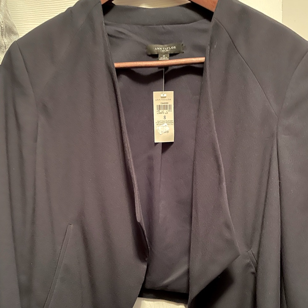 NEW NWT LOFT NAVY BLAZER SIZE 8